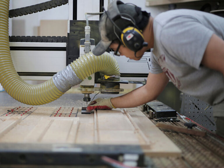4 Tips for Getting Started with Wood CNC Machines InSerbia News