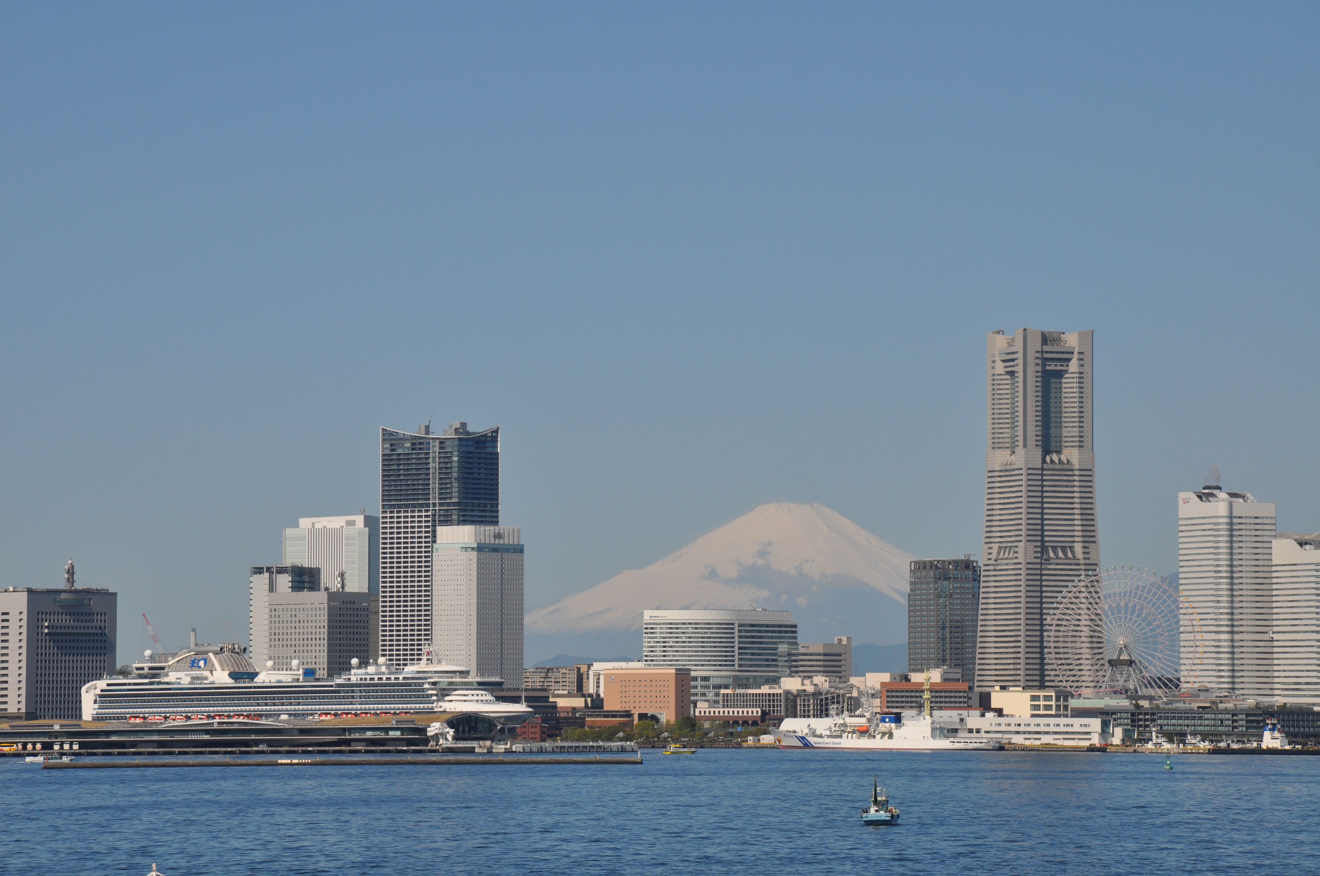 Yokohama skyline with Mount Fuji in Japan